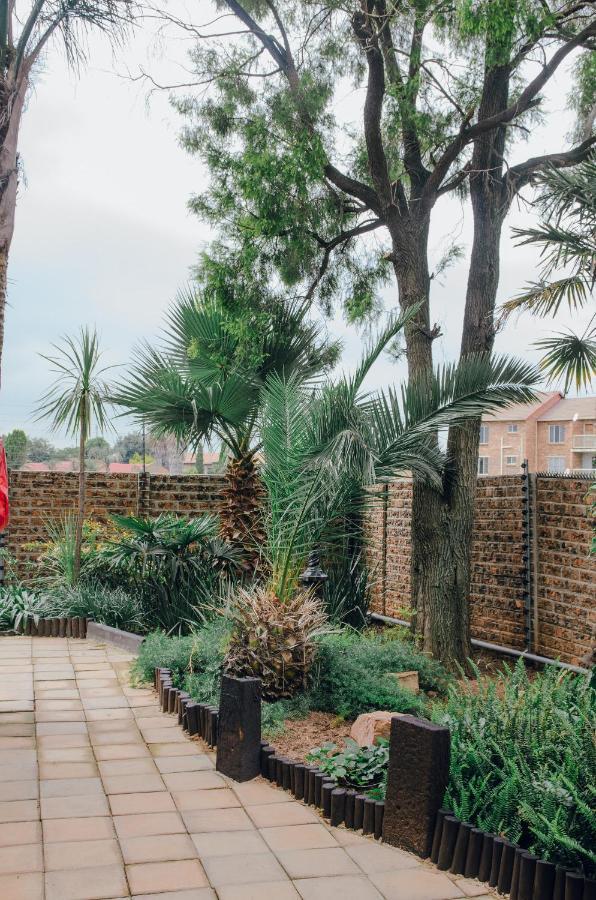 Towers Lodge Boksburg Eksteriør bilde