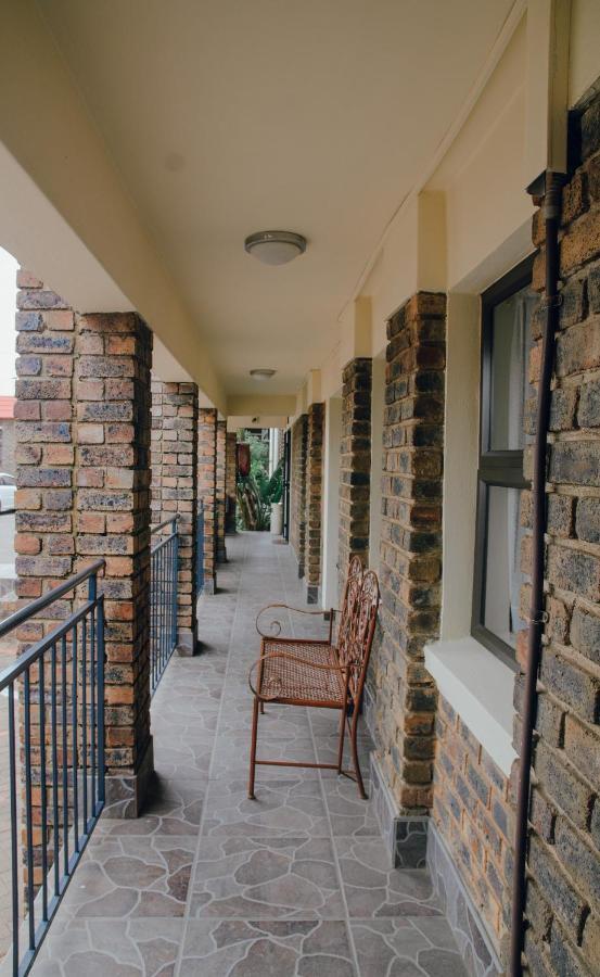 Towers Lodge Boksburg Eksteriør bilde